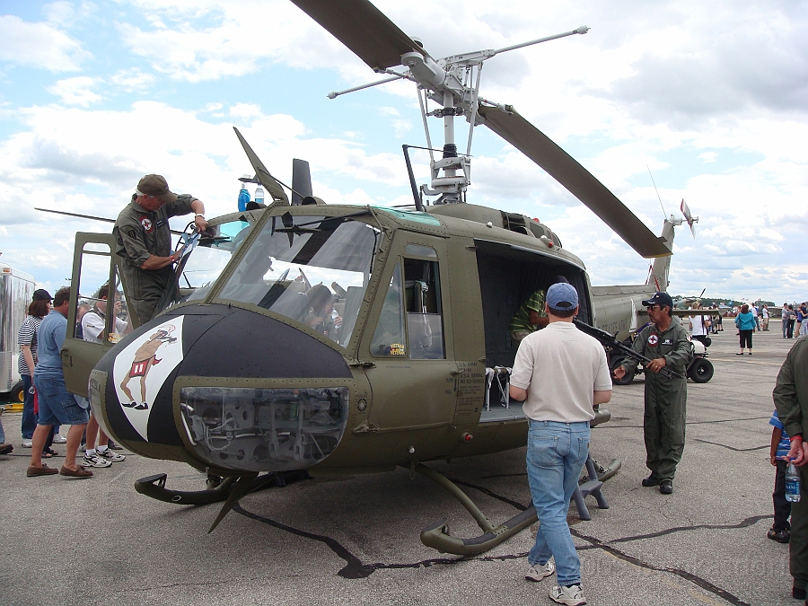 Willow Run Airshow [2009 July 18] 068.JPG - Scenes from the Thunder Over Michigan Air Show at Willow Run Airport
